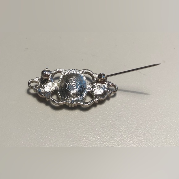 1928 Jewelry Company Brooch and Earrings - Picture 3 of 10